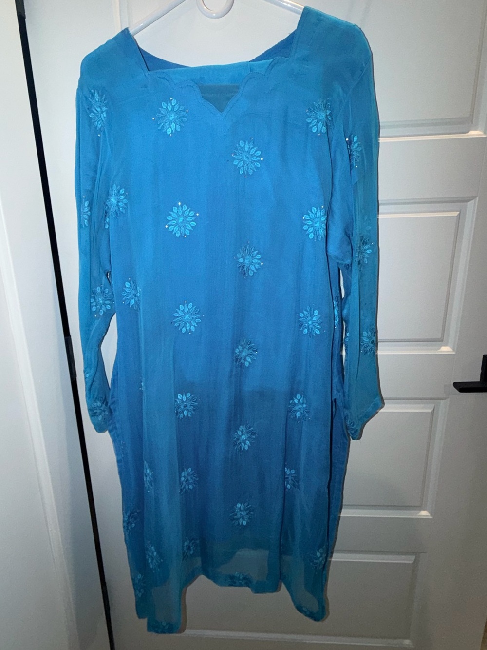 NEW Fancy Pakistani Shalwar Kameez